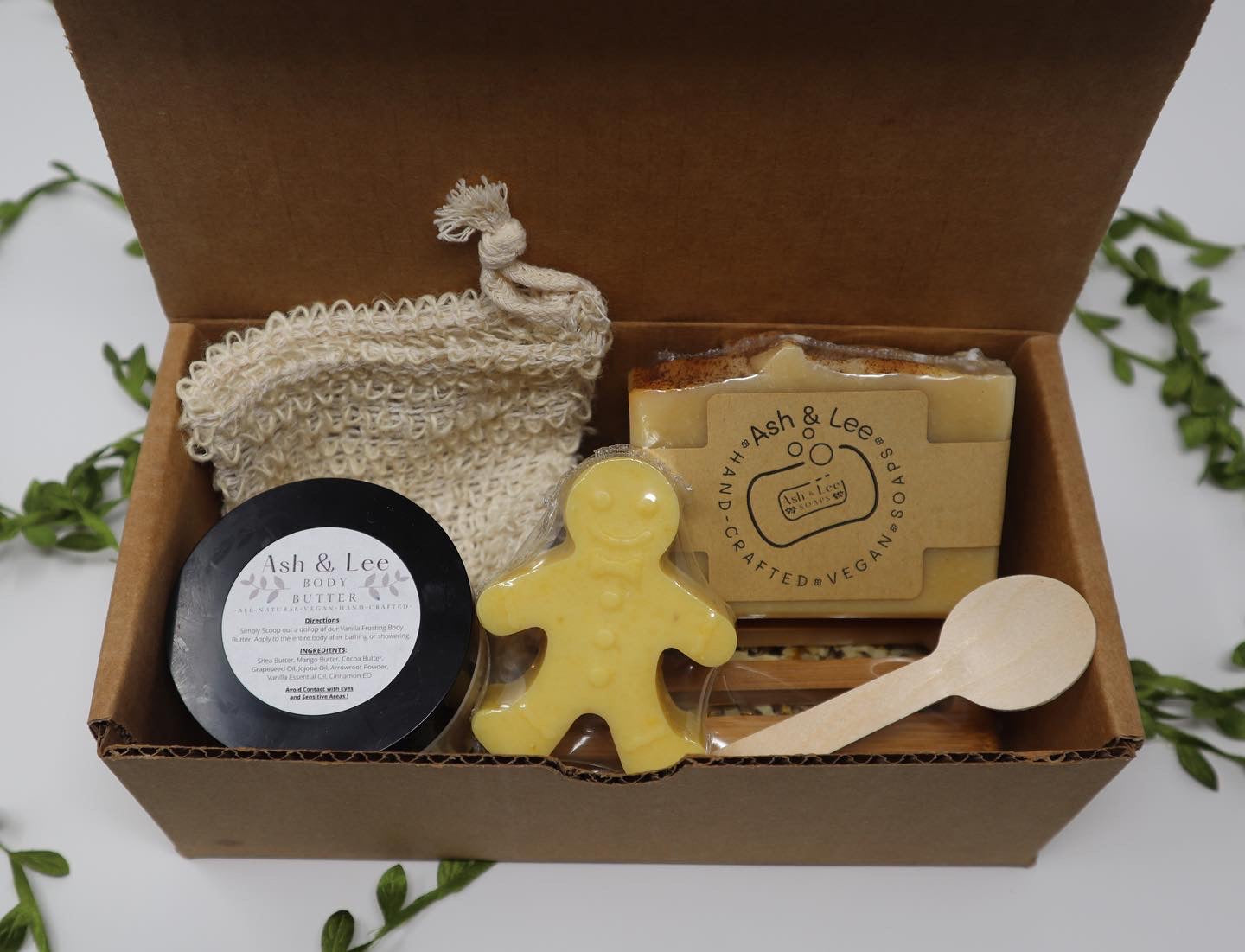 Holiday Spa Gift Set | GingerBread Man Soap | Vanilla Icing Body Butter | Soap Tray  | Sisal Soap Saver Bag